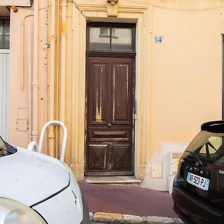 Apartment C15 - 2 Bdr Historic Old 5 Min Sea - Ac & Wifi